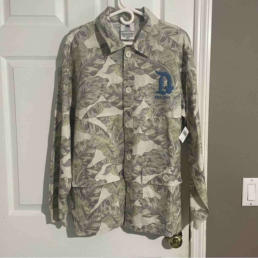Disneyland Disney Spirit Jersey Mens Large Floral Long Sleeve Button Front Shirt